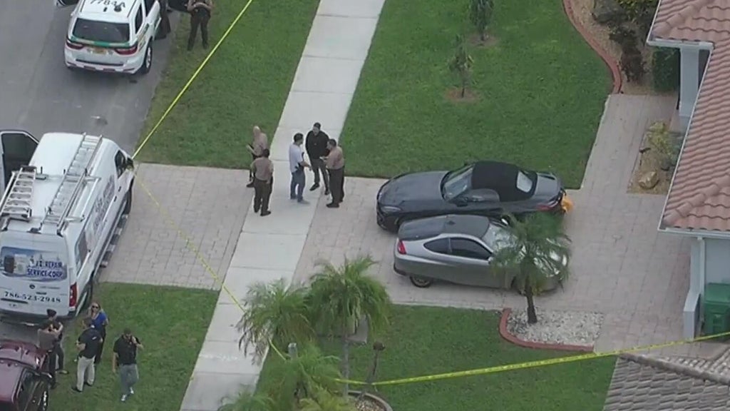 Man dead, woman hospitalized after domestic shooting in southwest Miami-Dade neighborhood, deputies say — CBS Miami, Berlin Health news