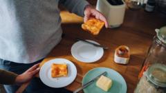 Healey vows cheaper marmalade and gherkins in pre-Budget package of 'everyday fixes' — BBC Business, Berlin Business news