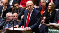 Healey unveils £100 for energy bills and bank tax in first Budget — Berlin Business news