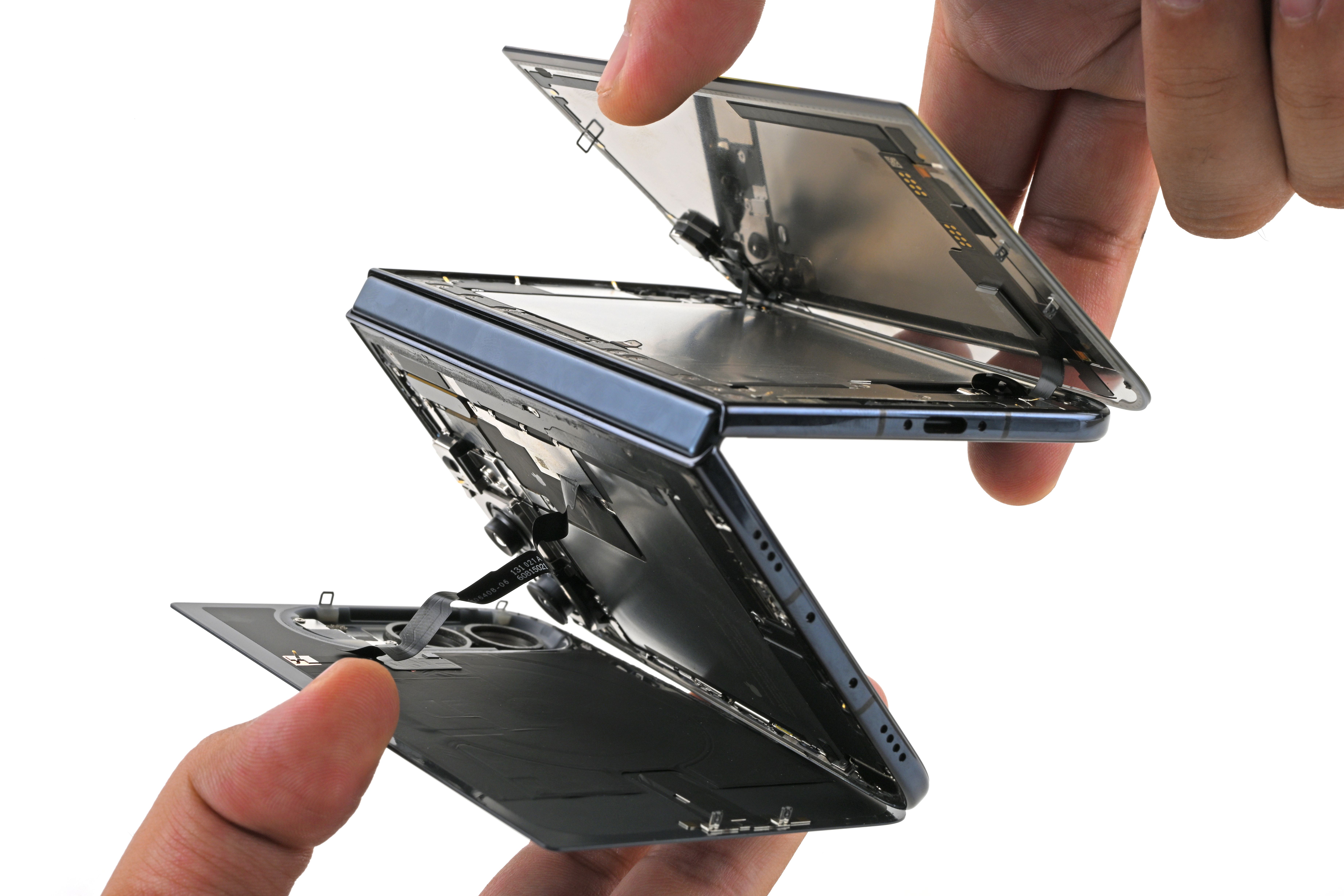 Some iPhone Duo Models Are Breaking. iFixit’s Teardown Might Explain Why — Wired, Berlin Business news