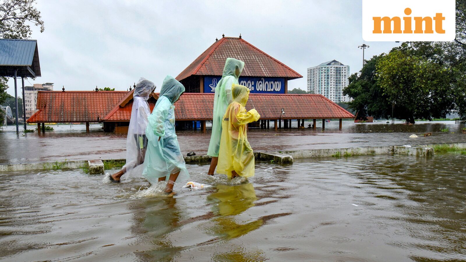 IMD alert for today: Cyclone brewing in Bay of Bengal; heavy rain forecasted for Tamil Nadu, Karnataka — Mint India, Berlin Technology news